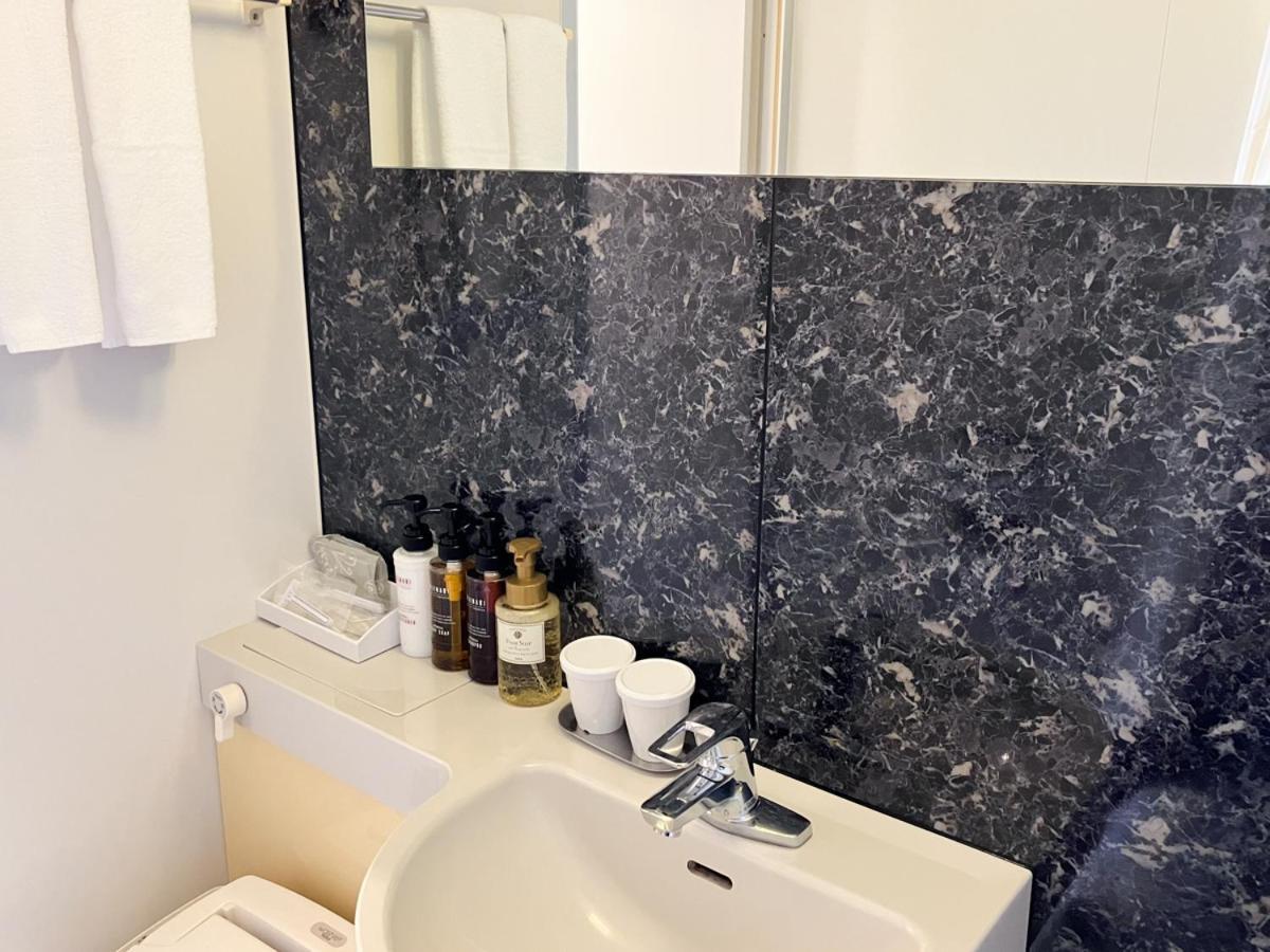 Hotel Livemax Budget Hiratsuka Ekimae Esterno foto