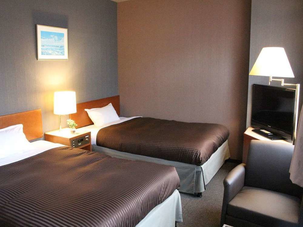 Hotel Livemax Budget Hiratsuka Ekimae Esterno foto
