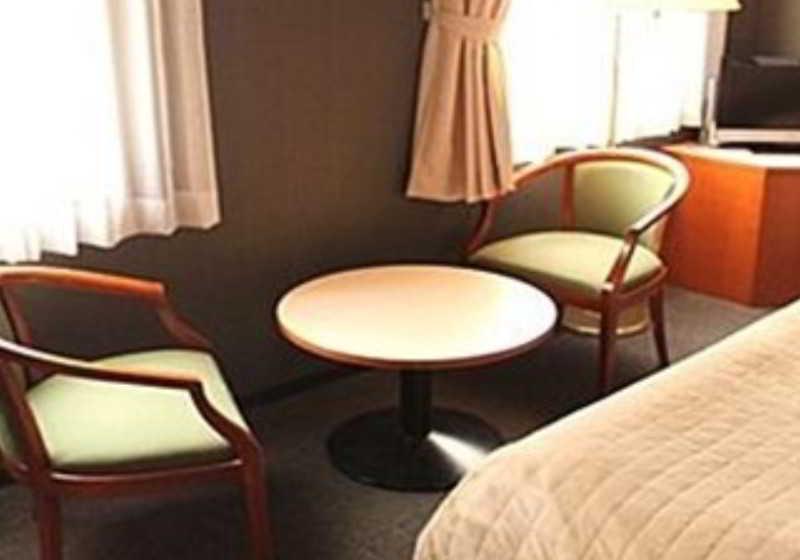 Hotel Livemax Budget Hiratsuka Ekimae Esterno foto